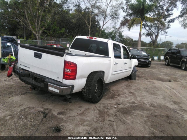 2011 CHEVROLET SILVERADO 1500 LT VIN: 3GCPCSE01BG206890