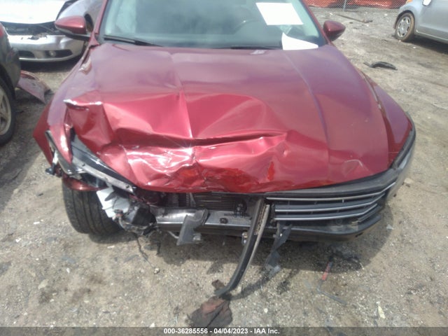 1VWAA7A30JC034536 Volkswagen Passat 2.0t S/r-line