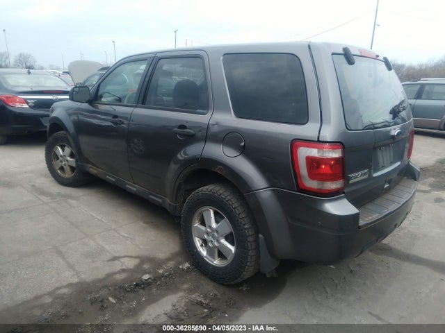 2011 FORD ESCAPE XLS VIN: 1FMCU0C73BKA13306