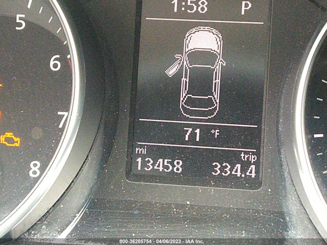1VWBA7A31JC023596 Volkswagen Passat 2.0t Se