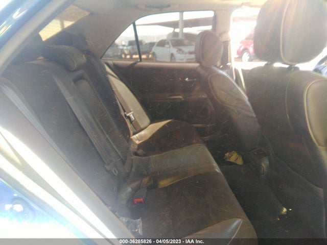 2002 LEXUS IS 300 VIN: JTHBD192320055700