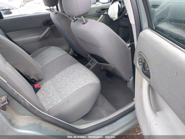 2005 FORD FOCUS S/SE/SES VIN: 1FAFP34N05W310205