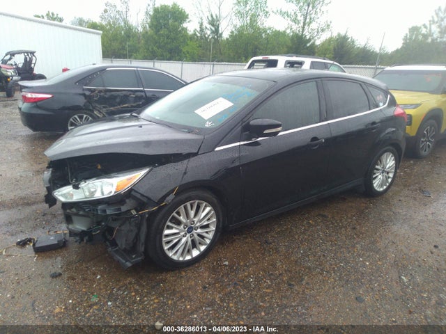 Ford Focus Titanium 2017 1FADP3N23HL287892 Image 2