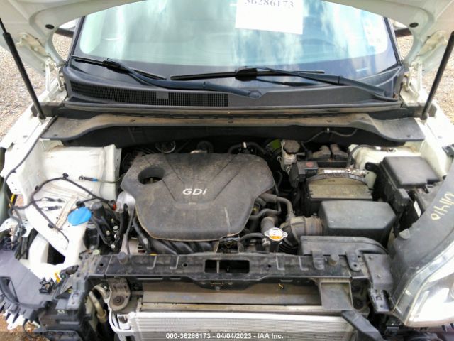 KNDJN2A27F7117592 KIA Soul Base