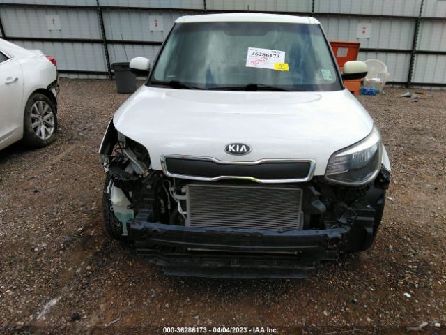 KNDJN2A27F7117592 KIA Soul Base