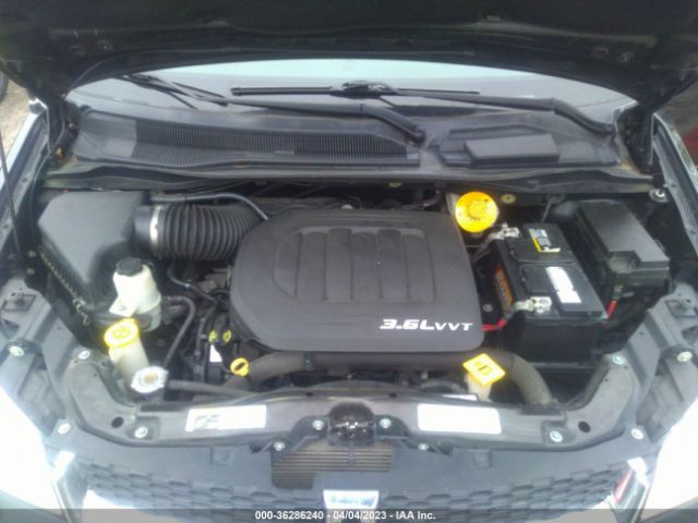 2C4RDGCG5HR677365 Dodge Grand Caravan Sxt