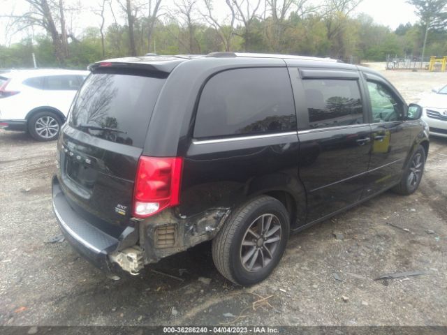 2C4RDGCG5HR677365 Dodge Grand Caravan Sxt