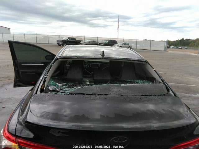 36286275 :رقم المزاد ، 4T1M11AKXLU983573 vin ، 2020 Toyota Camry Se مزاد بيع