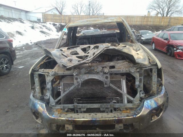 1GT22TEY8HZ273259 GMC Sierra 2500hd Slt