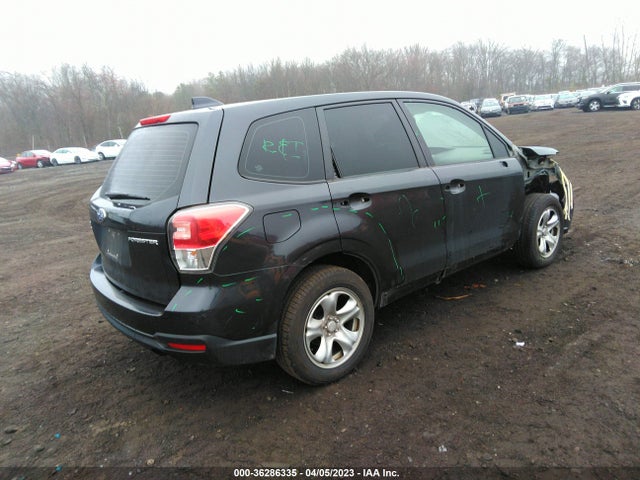 2018 SUBARU FORESTER VIN: JF2SJAAC8JG426338