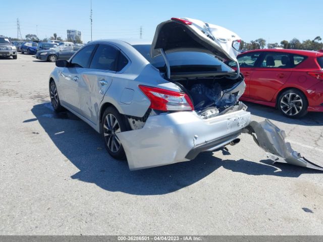 1N4AL3APXHC281667 Nissan Altima 2.5 Sv