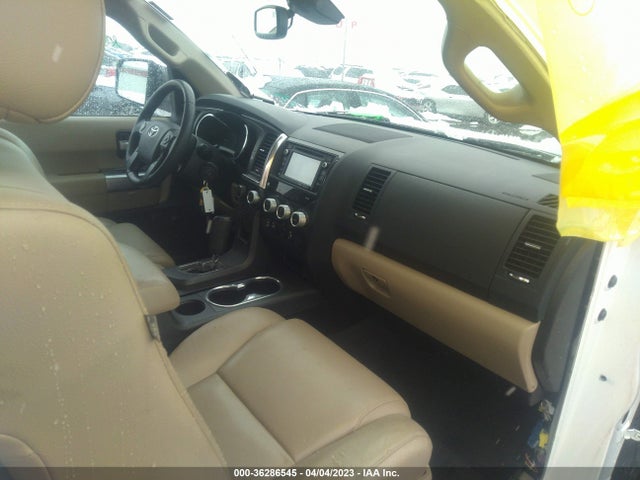 2018 Toyota Sequoia, VIN: 5TDJY5G11JS163909