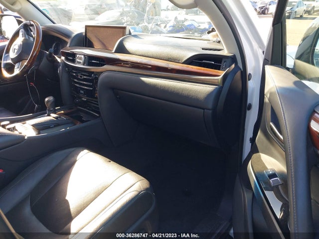 2017 Lexus LX, VIN: JTJHY7AX7H4236498