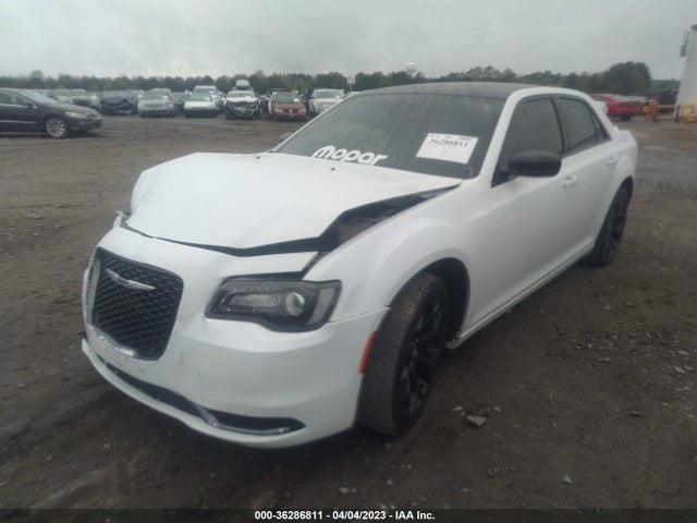 2C3CCAAGXKH663892 Chrysler 300 Touring