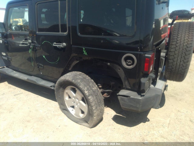 2012 JEEP WRANGLER UNLIMITED SAHARA VIN: 1C4HJWEG5CL158622