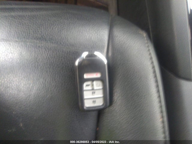Honda Pilot Touring 2017 5FNYF6H99HB004696 Image 11