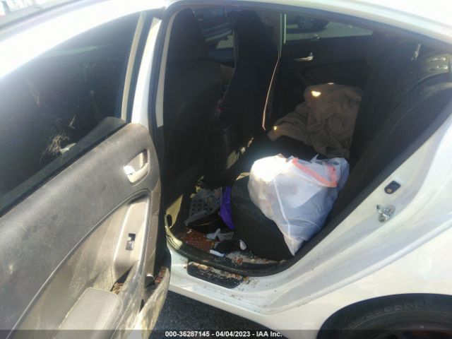 3KPFK4A76JE275047 KIA FORTE LX