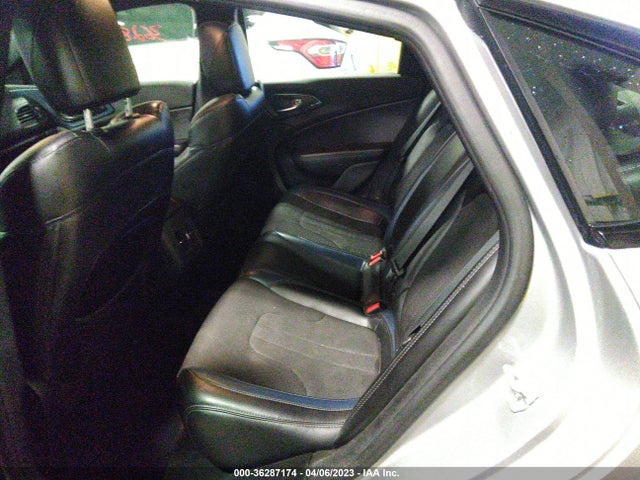 Chrysler 200 S 2015 1C3CCCBG6FN586056 Image 8