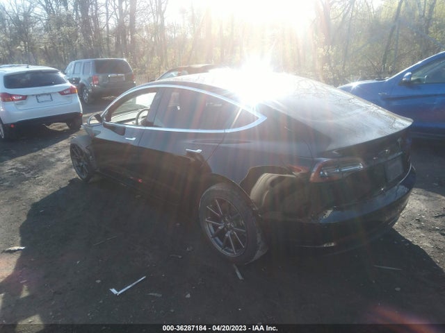 2020 Tesla 3, VIN: 5YJ3E1EBXLF710415