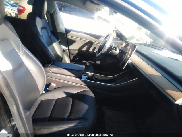 2020 Tesla 3, VIN: 5YJ3E1EBXLF710415