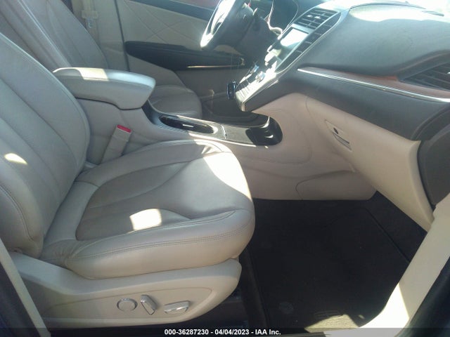 2018 Lincoln MKC, VIN: 5LMCJ2C9XJUL30926