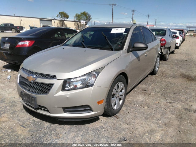 Chevrolet CRUZE LS 2014 1G1PA5SG5E7437681 Image 2
