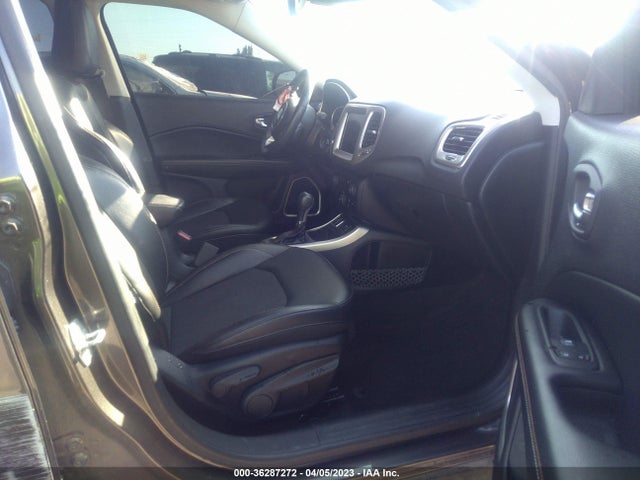 Jeep Compass Latitude 2018 3C4NJCBB2JT186292 Image 6