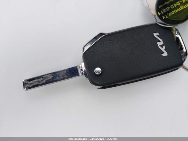 3KPF24AD5PE597046 KIA Forte Lxs