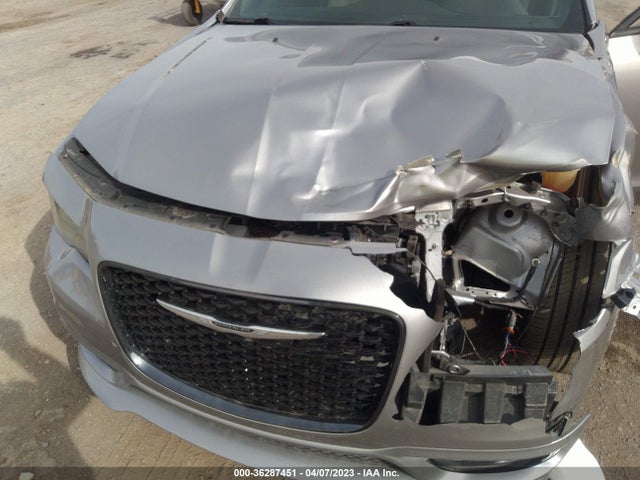 2C3CCABG5JH152734 Chrysler 300 300s