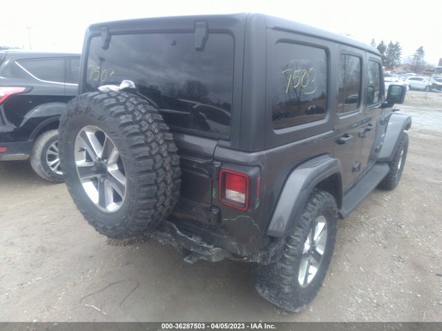 1C4HJXEGXJW299266 Jeep Wrangler Unlimited Sahara
