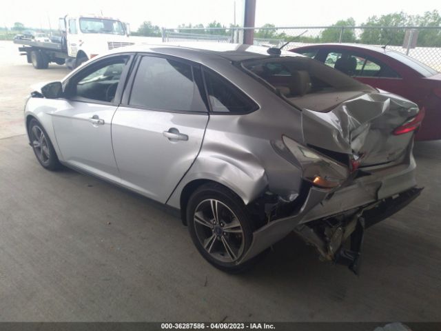 1FADP3FE1HL295496 Ford FOCUS SE