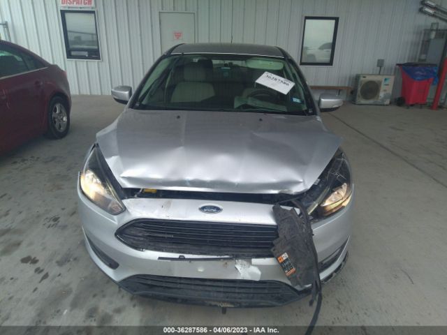 1FADP3FE1HL295496 Ford FOCUS SE