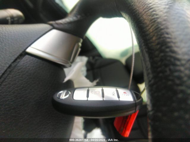 5N1AT2MV4FC814300 Nissan Rogue Sl