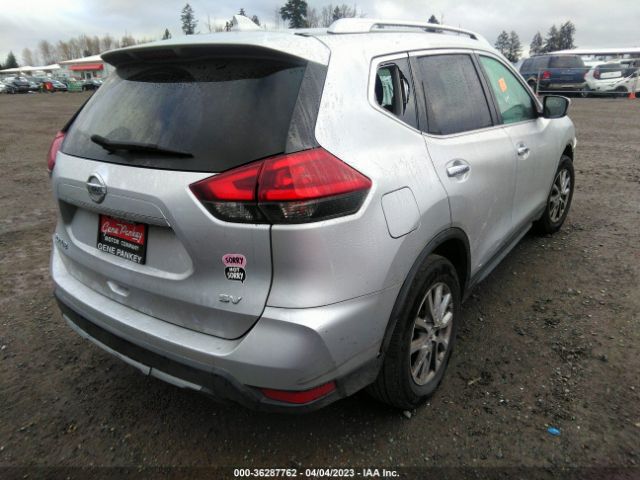 KNMAT2MT6JP569424 Nissan ROGUE SV