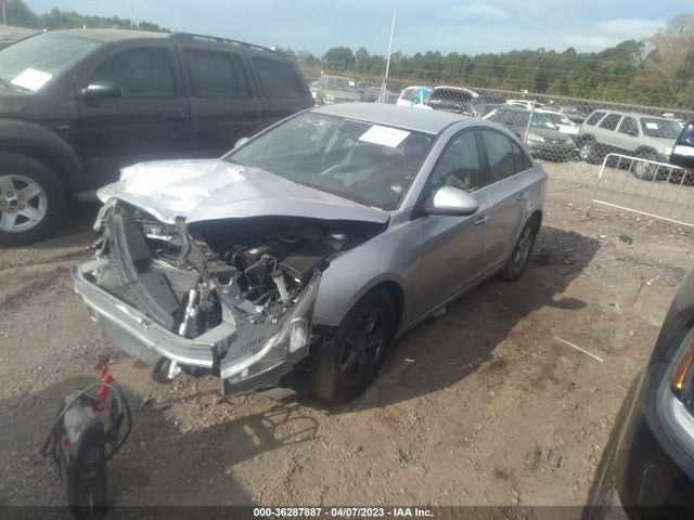 Chevrolet CRUZE LT 2015 1G1PC5SB9F7183165 Image 2