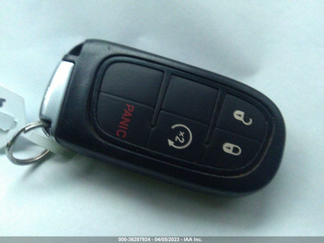 1C4PJMLX4KD484889 Jeep Cherokee Altitude