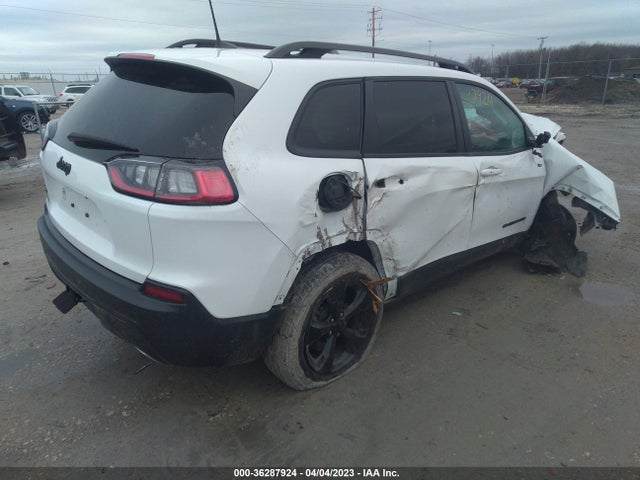 1C4PJMLX4KD484889 Jeep Cherokee Altitude
