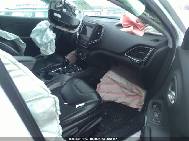1C4PJMLX4KD484889 Jeep Cherokee Altitude