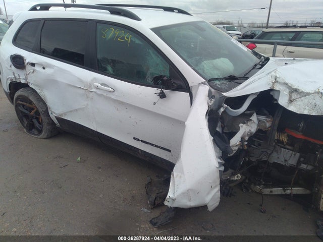1C4PJMLX4KD484889 Jeep Cherokee Altitude
