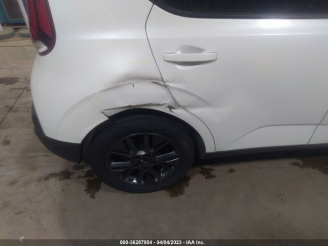 KNDJ23AU9M7790574 KIA SOUL S