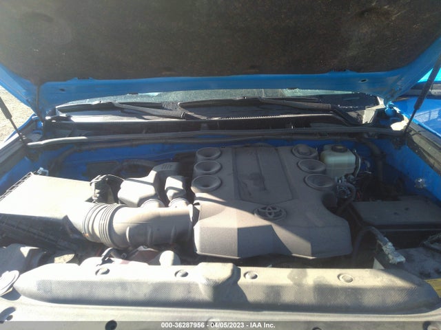 Toyota 4RUNNER SR5 2019 JTEBU5JR6K5642537 Image 12