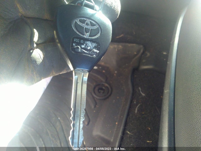 Toyota 4RUNNER SR5 2019 JTEBU5JR6K5642537 Image 3