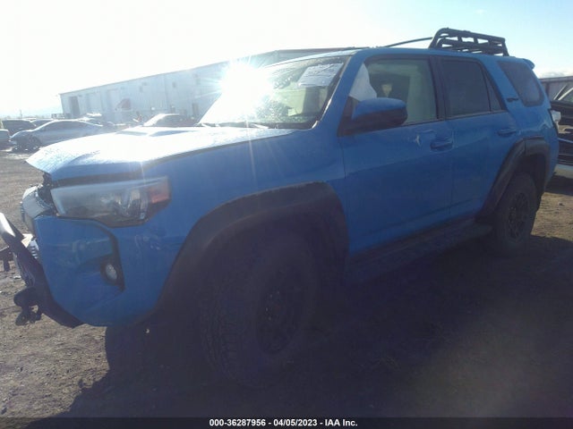 Toyota 4RUNNER SR5 2019 JTEBU5JR6K5642537 Image 2