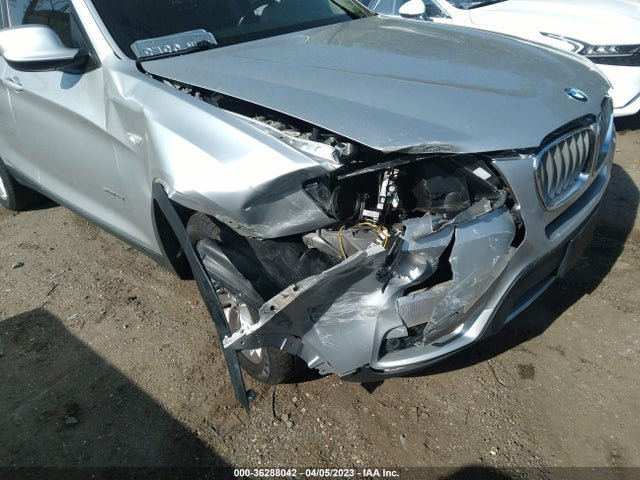 5UXWX9C58E0D24713 BMW X3 Xdrive28i