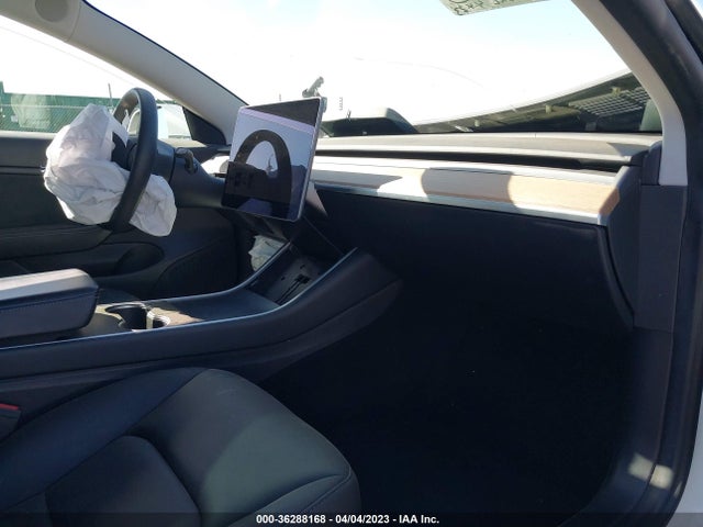 Tesla Model 3 Long Range 2020 5YJ3E1EB6LF787590 Image 5