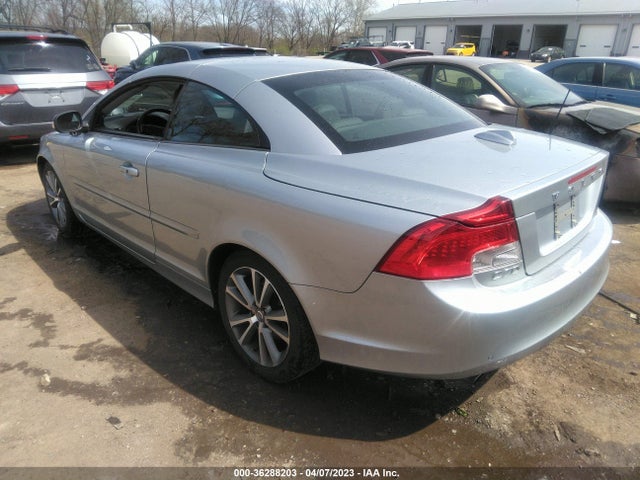 2011 VOLVO C70 VIN: YV1672MC7BJ116583
