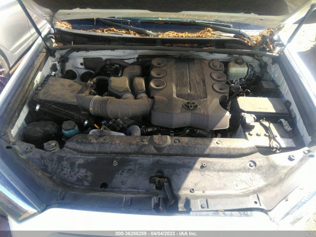Toyota 4RUNNER SR5 2020 JTEBU5JR1L5771531 Image 10