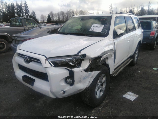 Toyota 4RUNNER SR5 2020 JTEBU5JR1L5771531 Image 2