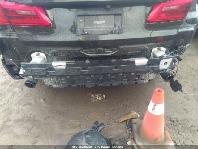 WBAJA5C56JG898471 BMW 5 Series 530i