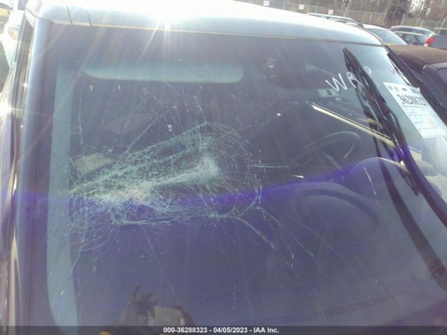 KNDJP3A58J7525778 KIA SOUL +